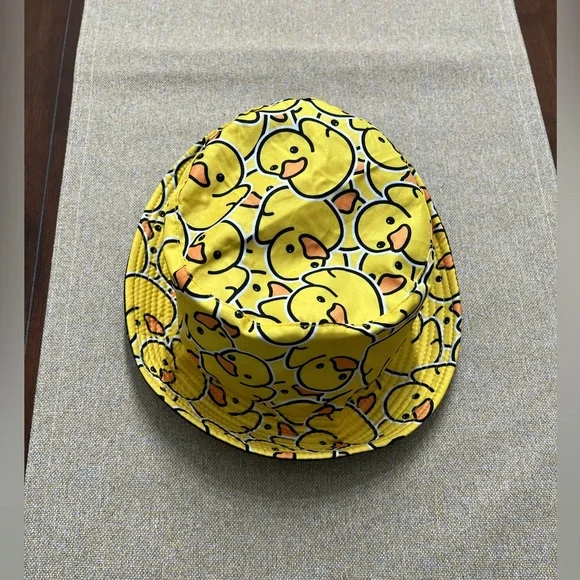 ❤️ Reversible Bucket Hat with Ducks - Picture 8 of 9